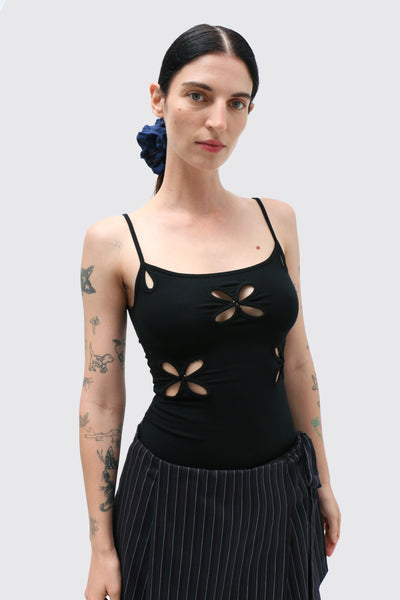 Black Chilla Cami – MAIMOUN