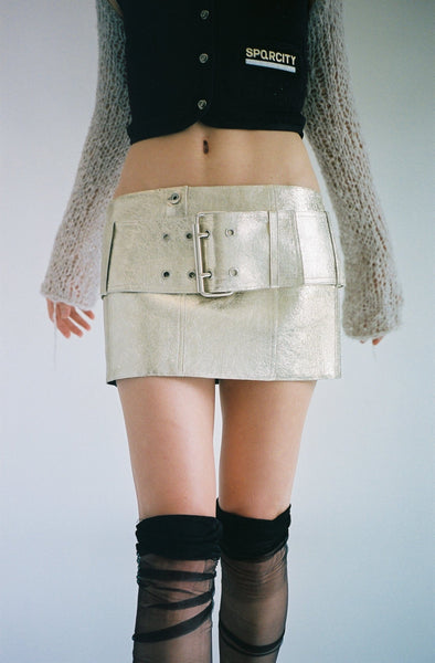 Priscavera ~ Platinum Low-Rise Mini Belt Skirt | MAIMOUN