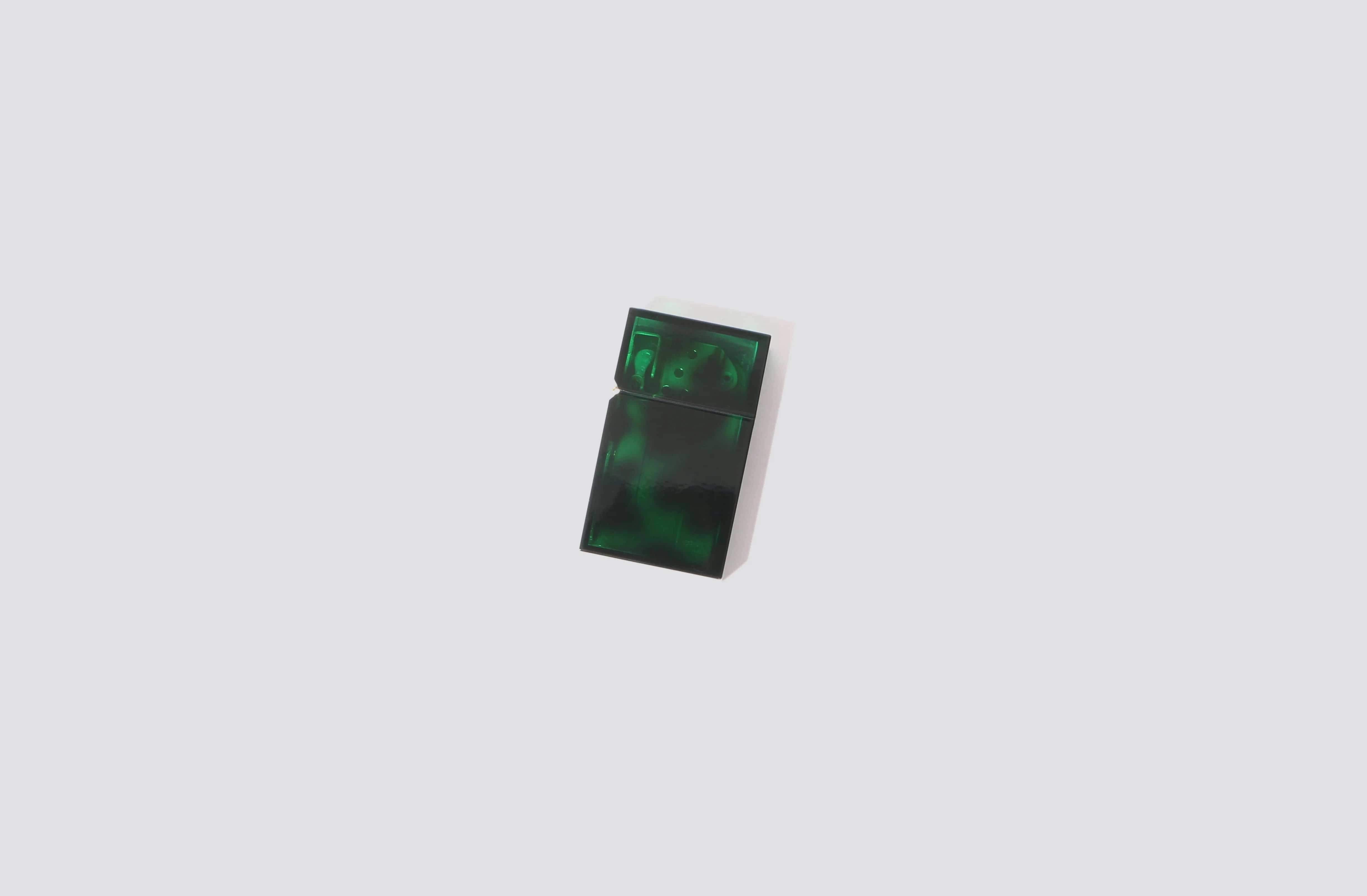 Maimoun Tsubota Pearl Marble Green Lighter