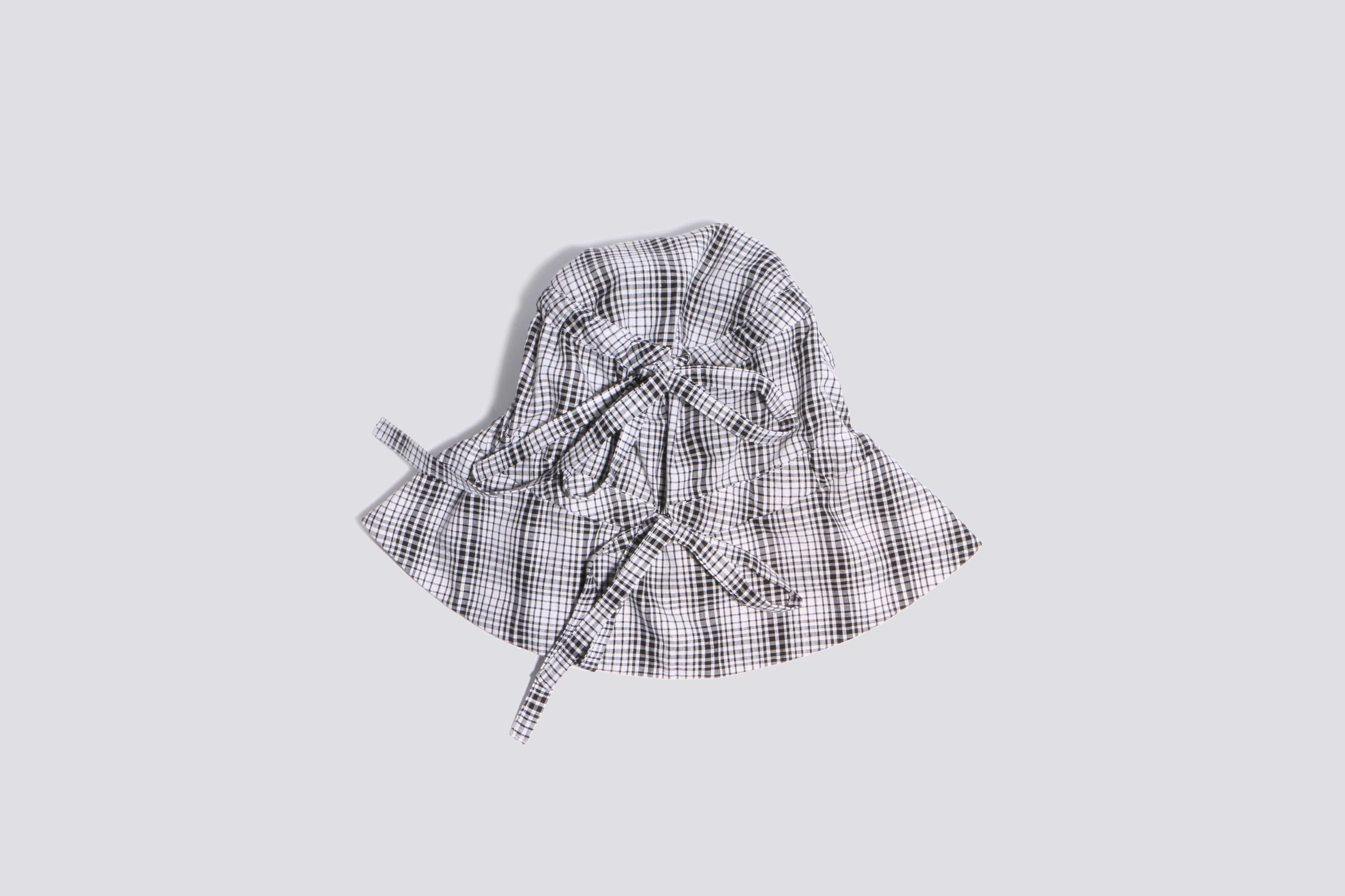 Maimoun Clyde Black & White Moth Hat