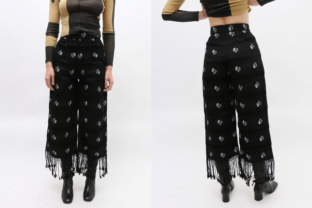 【THE MOZZ】Moanne Half Pants Mozhdeh Matin ~ Handwoven Roses Fringe Pants | MAIMOUN