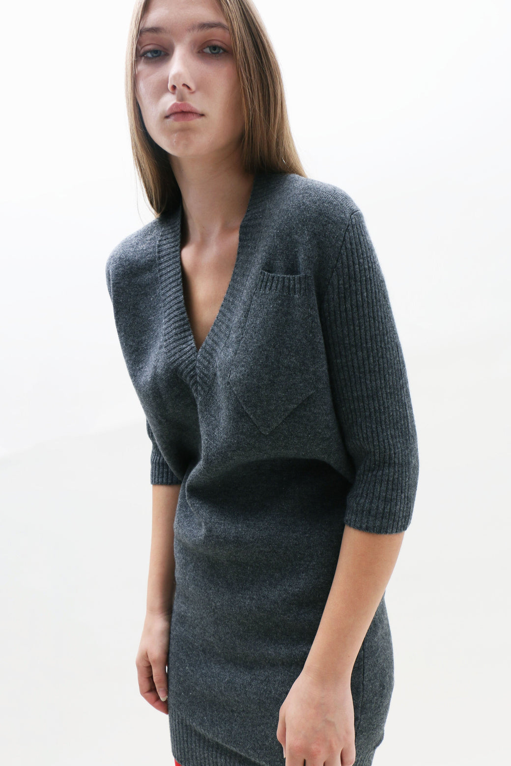 Talia Byre ~ Grey Cashmere V-Neck Dress | MAIMOUN M/L Talia Byre ~ Grey Cashmere V-Neck Dress | MAIMOUN M/L