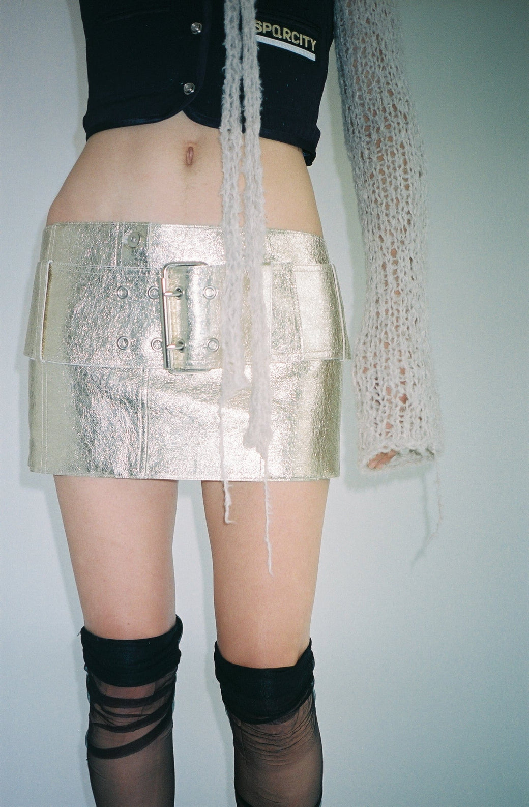 Priscavera ~ Platinum Low-Rise Mini Belt Skirt | MAIMOUN